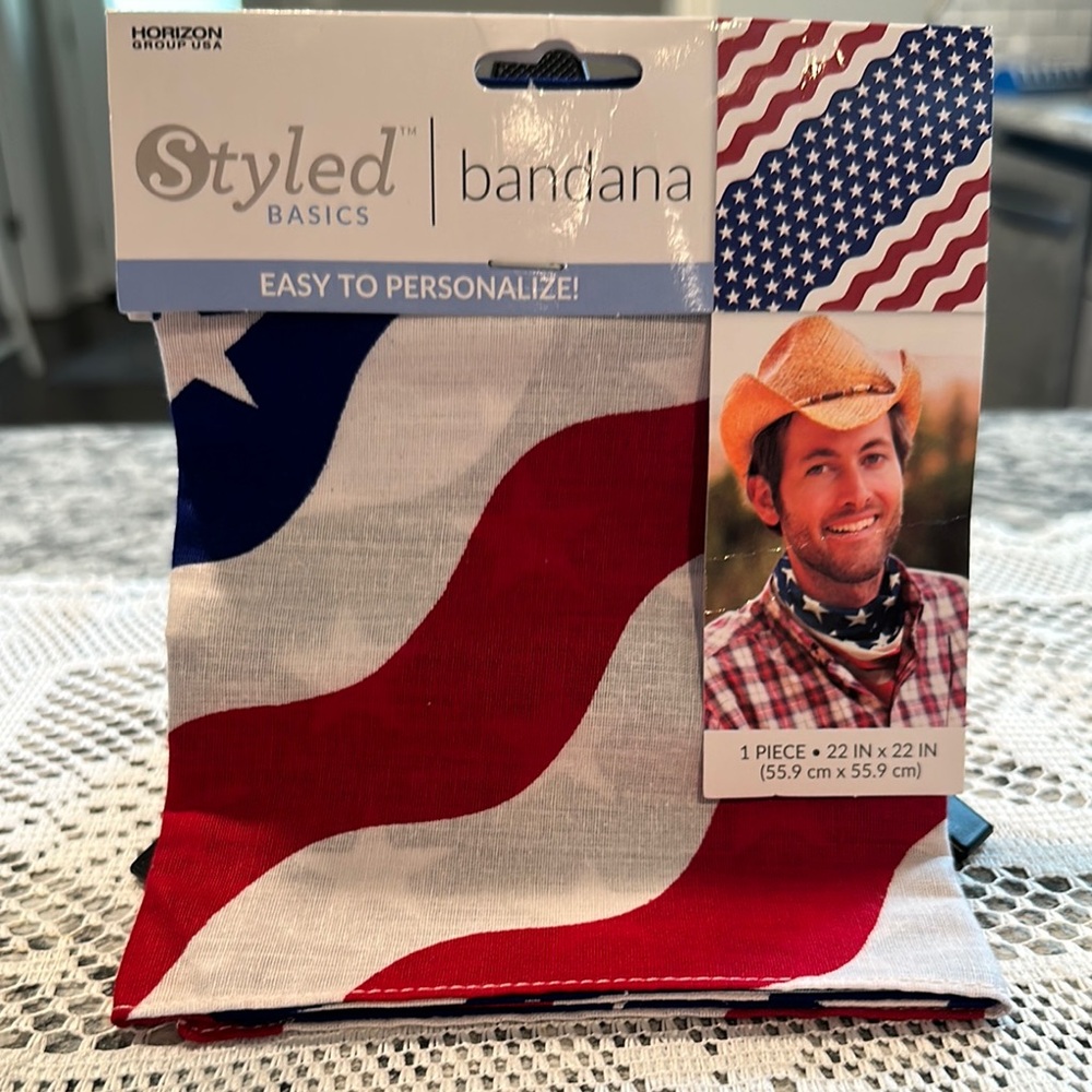Styled Basics American Flag Bandana